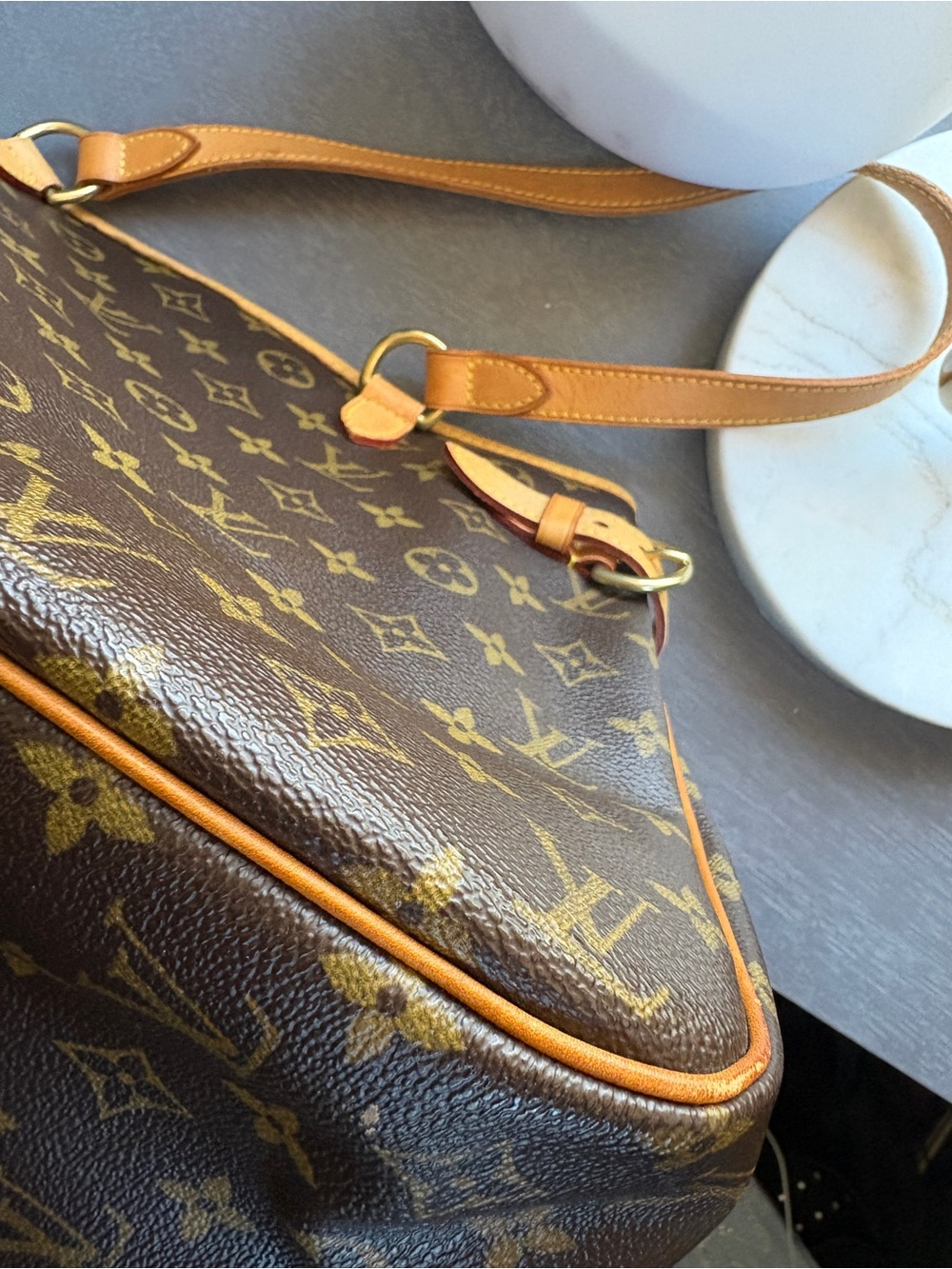 Louis Vuitton Batignolles Tote in Dark Brown with leather trim.  COA - Picture 9 of 13